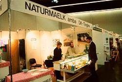 biofach-naturmaelk-stand02.jpg (11285 bytes)